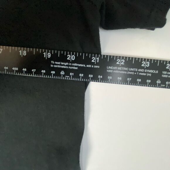 Batman T-shirt With Vintage Inspired Logo Men’s Size Large Black Never Worn! - Picture 8 of 8